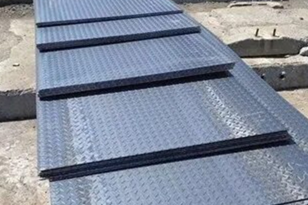Carbon Steel
                                    Chequered / Diamond Plate